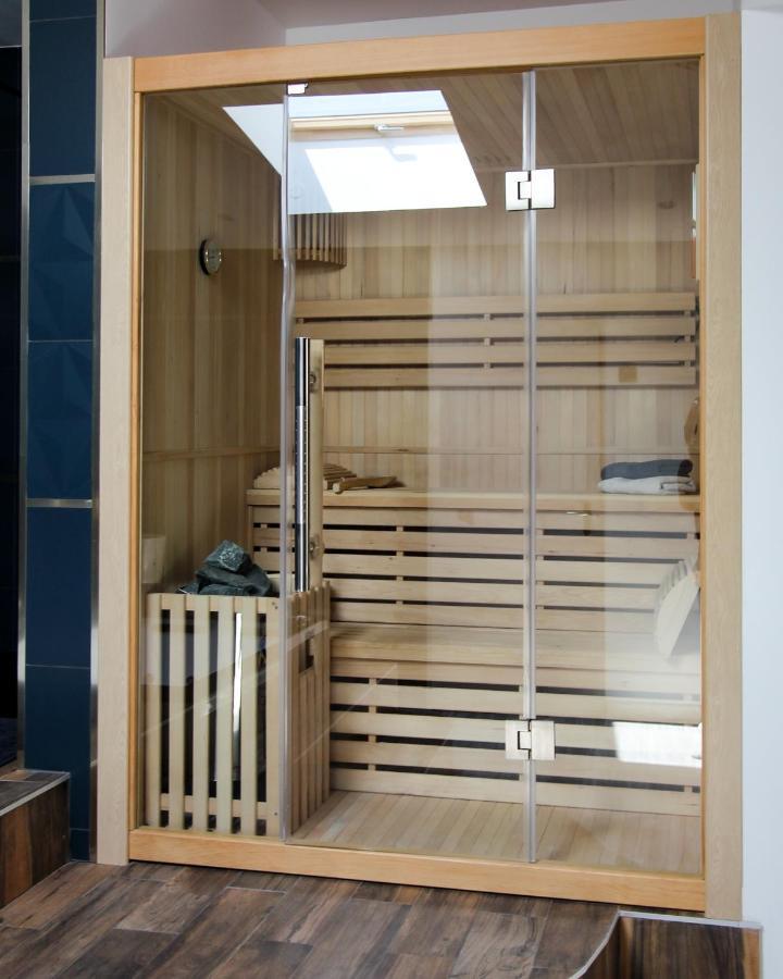 L'écrin champenois - Suite avec balnéo et sauna privés Châlons-en-Champagne Exterior foto