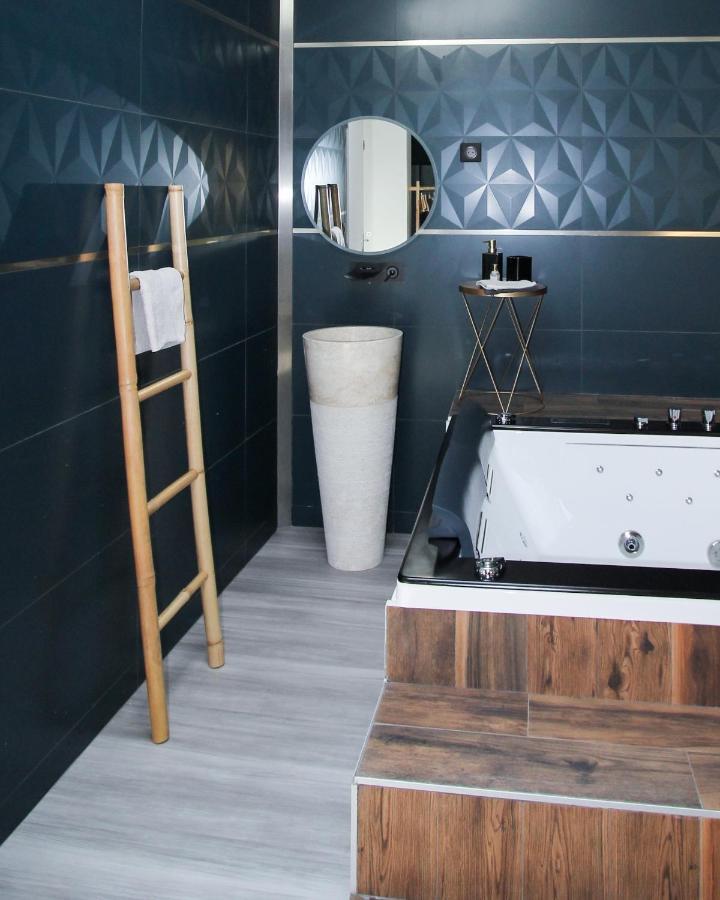 L'écrin champenois - Suite avec balnéo et sauna privés Châlons-en-Champagne Exterior foto